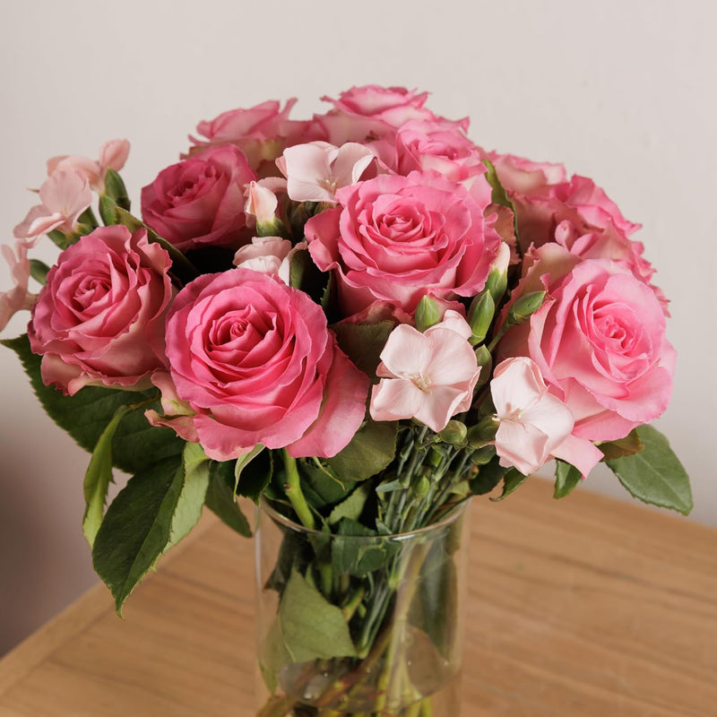 Bouquet of pink roses